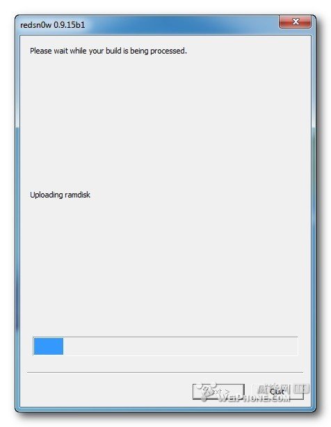 我的手机是苹果3,我用红雪软件越狱结果无法开机了怎么回事?