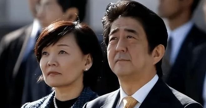 有人说安倍晋三没有子嗣,对安倍家族来说影响很大,这话对吗?