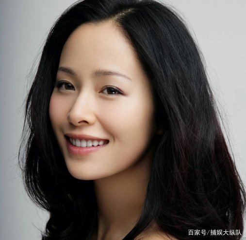 因与邓超传绯闻被孙俪封杀，十年后重返娱乐圈却混成这样，说的是谁？