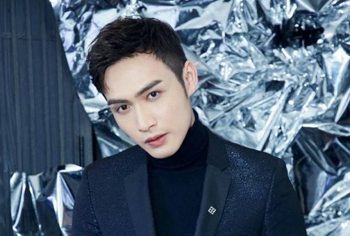 张彬彬大半夜加餐被工作人员抓包,他还有哪些搞笑举动?