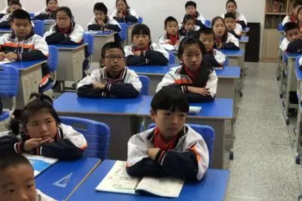 直角锐角钝角怎么区分