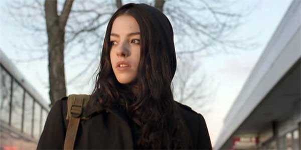 高校奇女子的影片介绍