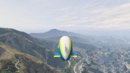 模拟遥控飞船怎么开飞艇呢?