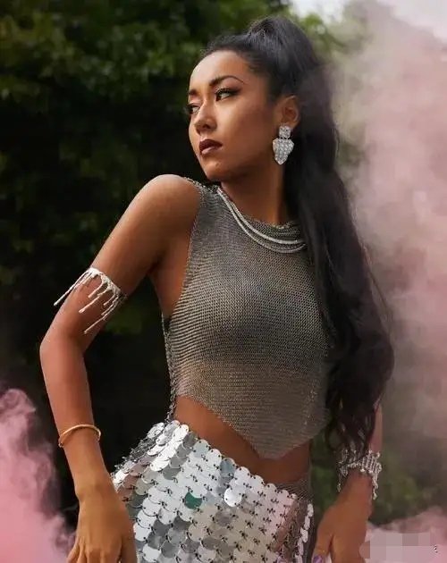 吉克隽逸深夜发文求助,称酒店洗手间有异响,究竟是怎么回事?