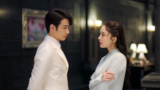 刘以豪被娜扎亲出口红印,他们俩在剧中有哪些甜蜜瞬间?