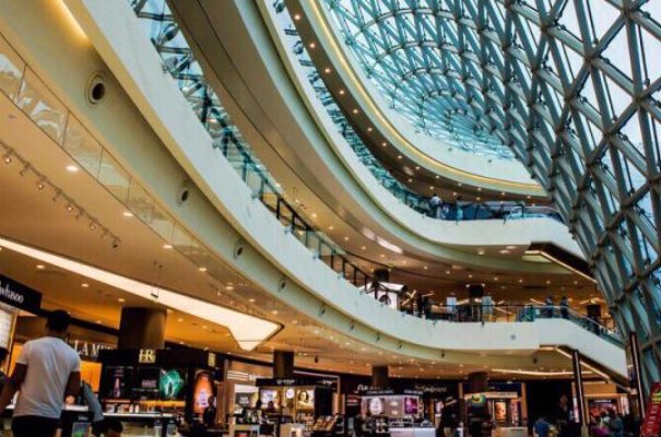 海南免税店4天销售超7亿元，这其中是否大多是黄牛？