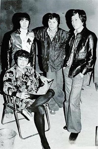 许氏四杰还剩几个 谁死了还有几位在世