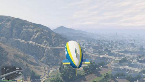 模拟遥控飞船怎么开飞艇呢?