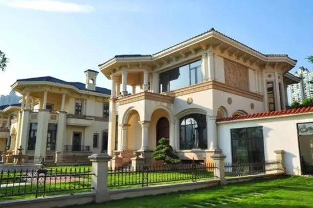 北京某千万级豪宅项目10小时内卖光，富人也有“房屋焦虑”吗？