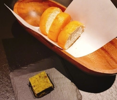 俞灏明请佟丽娅吃2000元一份的宵夜，明星为什么这么有钱？