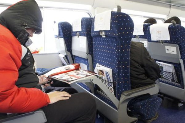 高铁喊我身份比你高的男子道歉，女乘客对他是否谅解？