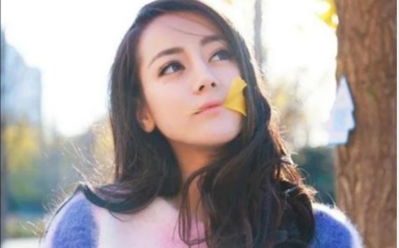 古力娜扎和迪丽热巴谁更受欢迎?