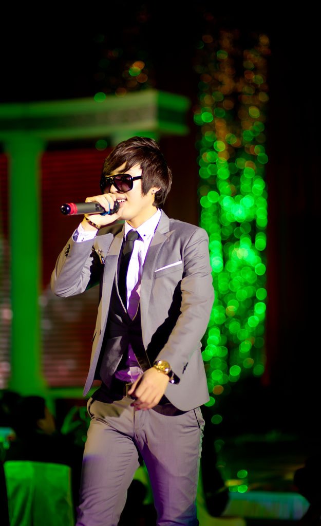 可爱小磊的快男小磊--从艺经历