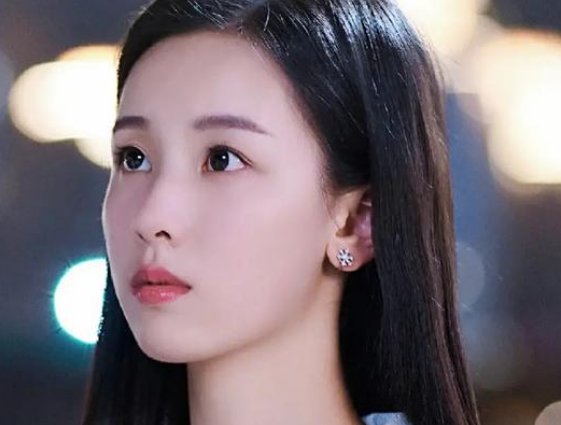 陈都灵否认与尹正的恋情，你感觉他们有CP感吗？