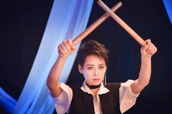 创4选手问宁静为什么要退团，宁静对此是如何回答的？