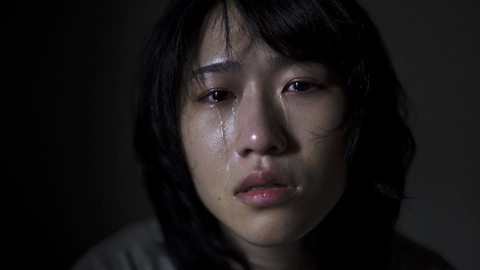 我爱上了一个男人，可是我为他哭过千百遍，这是幸福吗？