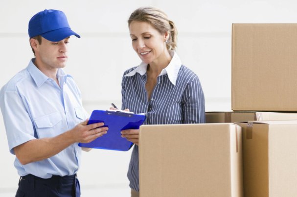 国庆期间快递公司正常发货么？