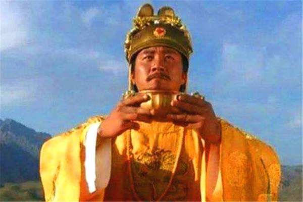 汉朝，唐朝，宋朝，明朝，清朝，哪个时期普通百姓的生活水准最高？