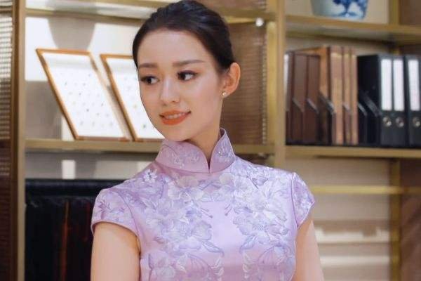 《青春有你2》lisa吸眼球，人间芭比还有谁?