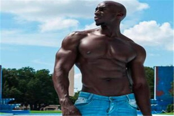 为什么黑人的体力天生就比其它人种的好？