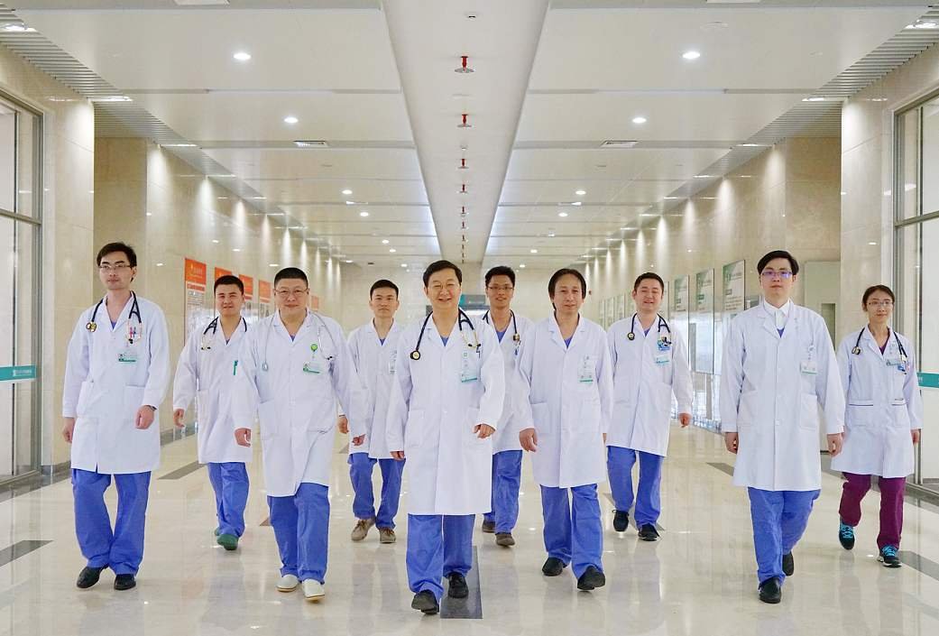 官方说等待23年没上班属实，你认为接下来会怎么处理？