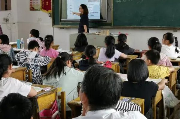 用鼓说一句话二年级上册