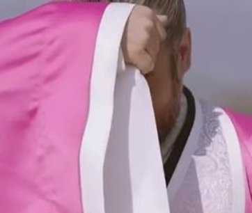 如何评价《虎啸龙吟》第21集，司马懿穿女装念《出师表》的桥段？