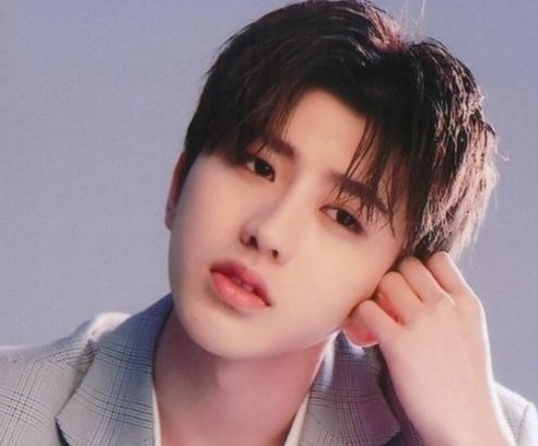 蔡徐坤邀请郭麒麟当MV女主，他们之间的关系如何？