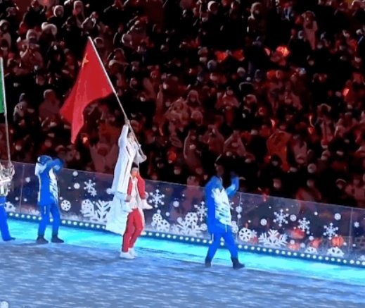 北京冬奥会闭幕式上，哪些人的出场光芒万丈？