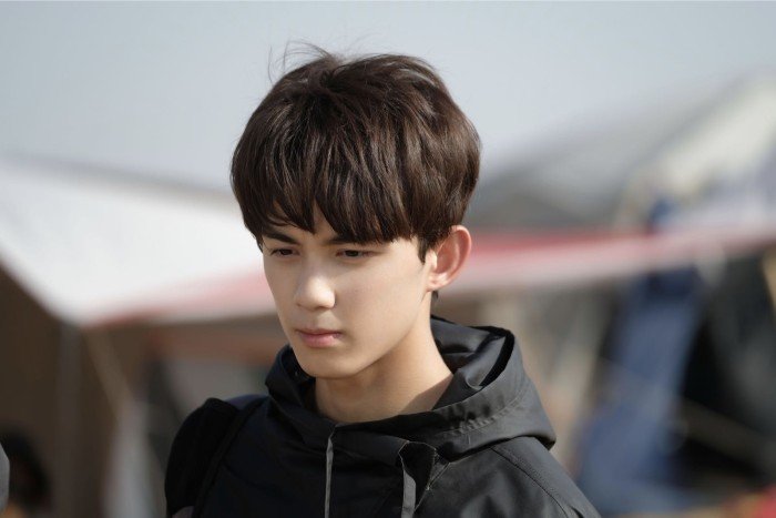 获得最有前途青年演员奖的男演员是谁？