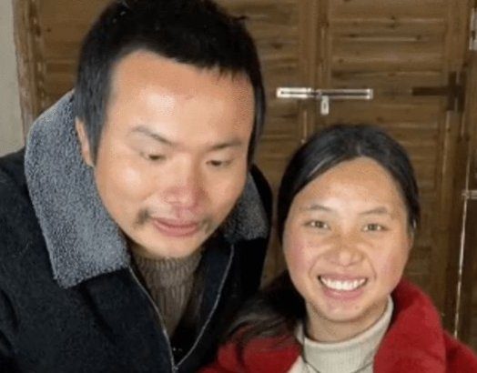 有千万粉丝的网红牛爱芳夫妇的真实身份到底是什么?