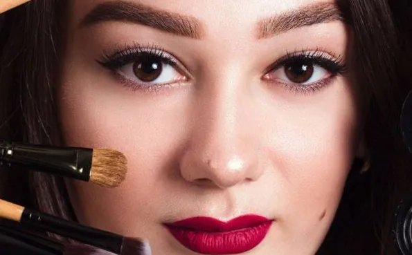 隆鼻术整容医院哪家好