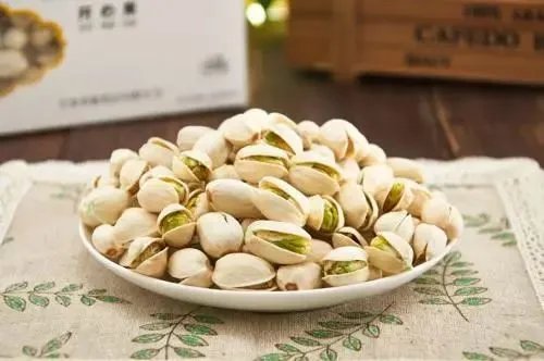 干果种类图片及名称 吃了这些干果有什么好处