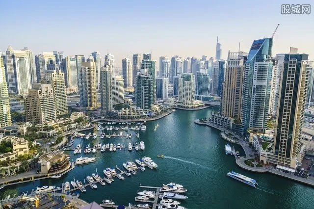 迪拜建世界最高塔 迪拜预计花10亿美元建世界最高塔