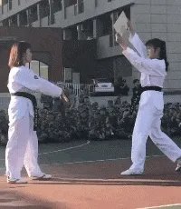 求超级搞笑的图片?