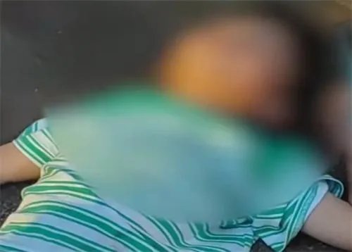 男孩坠楼后还哭喊:妈妈别打我 打人者系孩子母亲