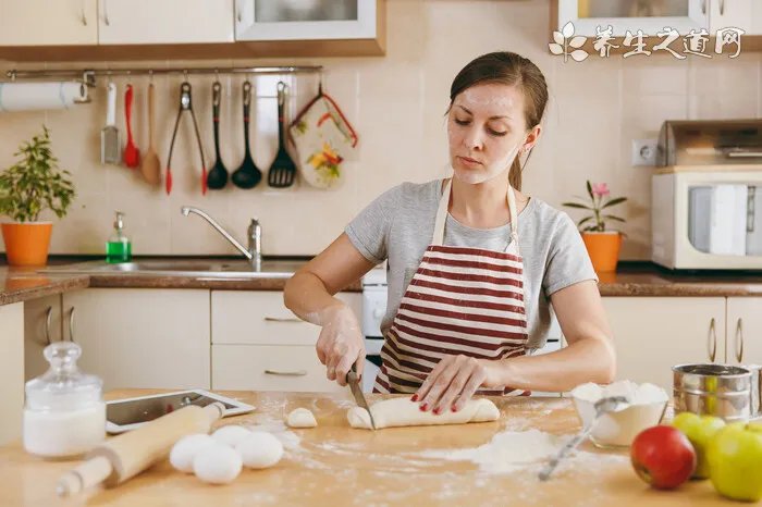 菱角粉做凉皮的方法 菱角粉怎么吃好