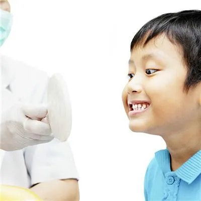 舌白斑是什么原因