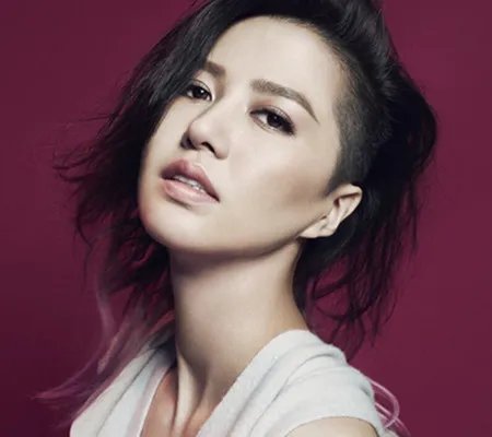 谭维维胸围多大? 曝谭维维张博分手的原因