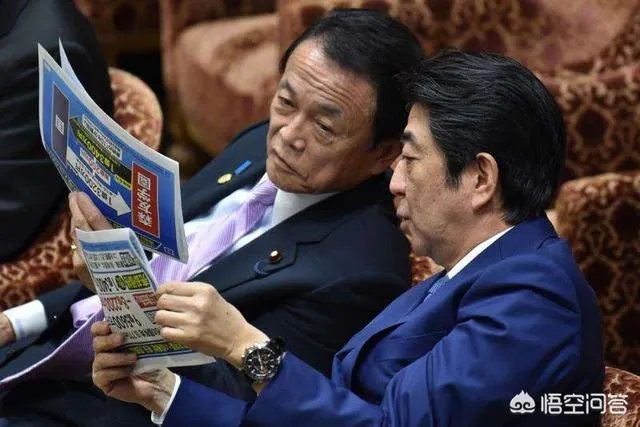 日本首相与副首相的职权范围分别是什么？两者又是什么关系？