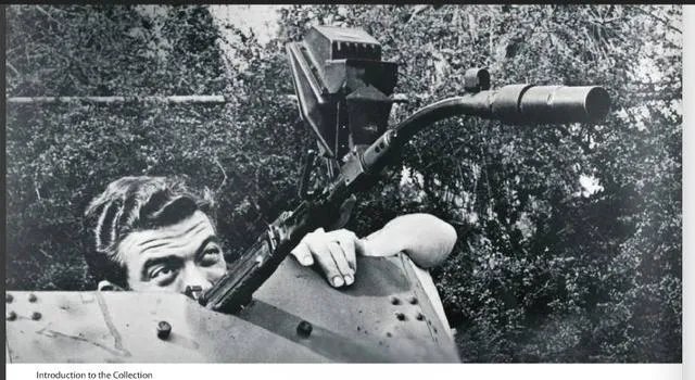 拐弯枪是枪管拐弯吗?