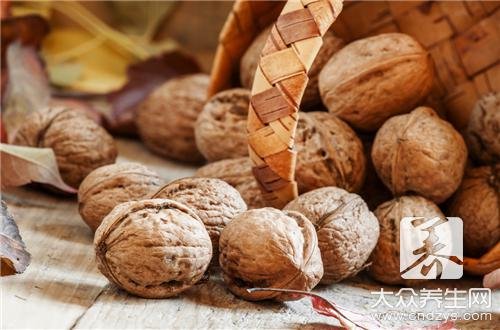 小核桃仁的功效和制作技巧