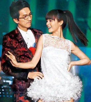 我是歌手林志炫专场上演终极淘汰 唱哭沈梦辰情愫真假有几分