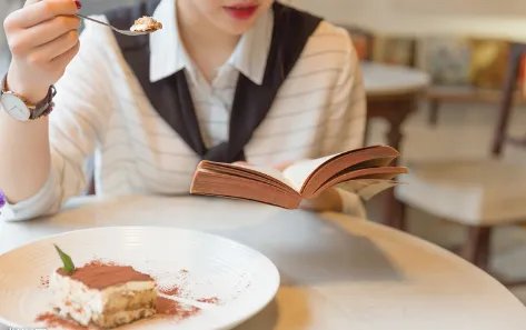 如何看待“学得好不如嫁得好”这个观点?