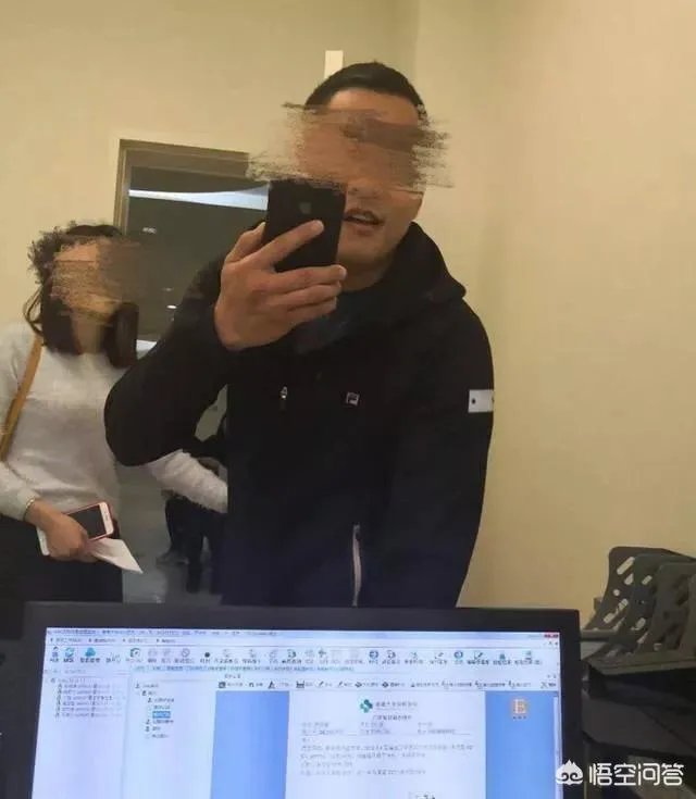 你如何看待深圳男子违规闯妇科被打,港大医院打人医生被拘3日这件事?