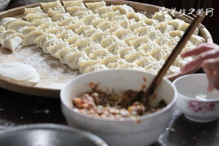 菱角粉做凉皮的方法 菱角粉怎么吃好