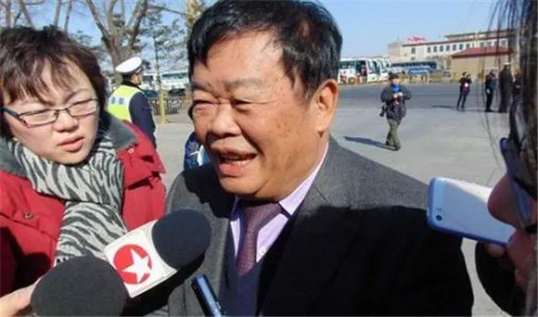 曹德旺女儿曹艳萍简历结婚照片 曹艳萍个人资料素颜照最新消息