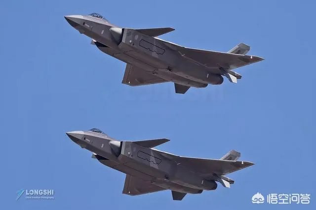 歼20首飞8周年之际,大家认为歼20下一步会有哪些改进和发展?