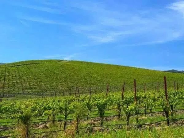 电脑壁纸风景这里是哪里的风景