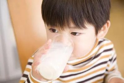 小儿结节性脂膜炎怎么回事